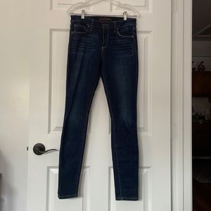 Joe’s Skinny Jeans - size 28